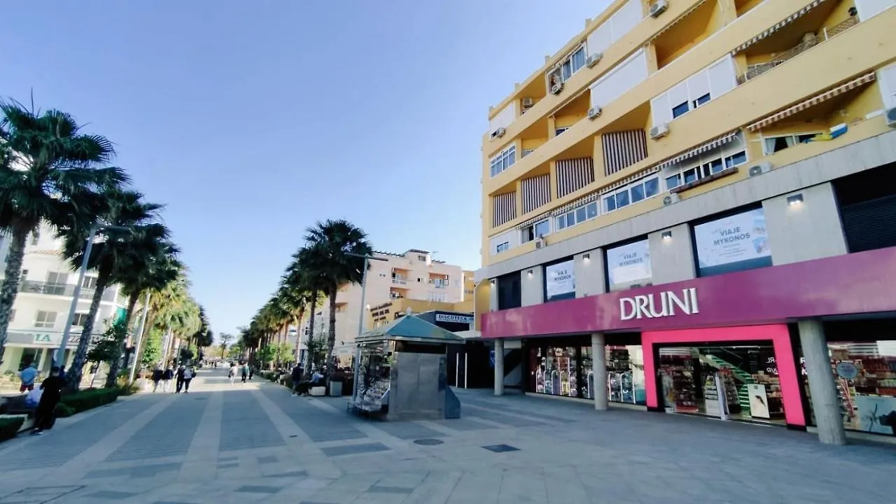 New Central Studio Torremolinos 0*,  España