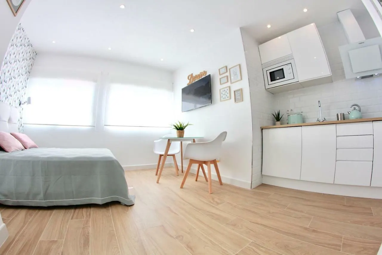 Apartment New Central Studio Torremolinos Spain